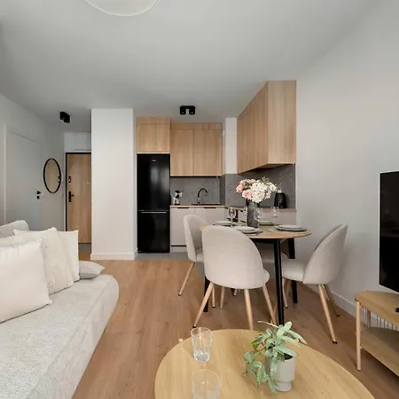 Nowoczesny Z Tarasem I Parkingiem By Renters 公寓